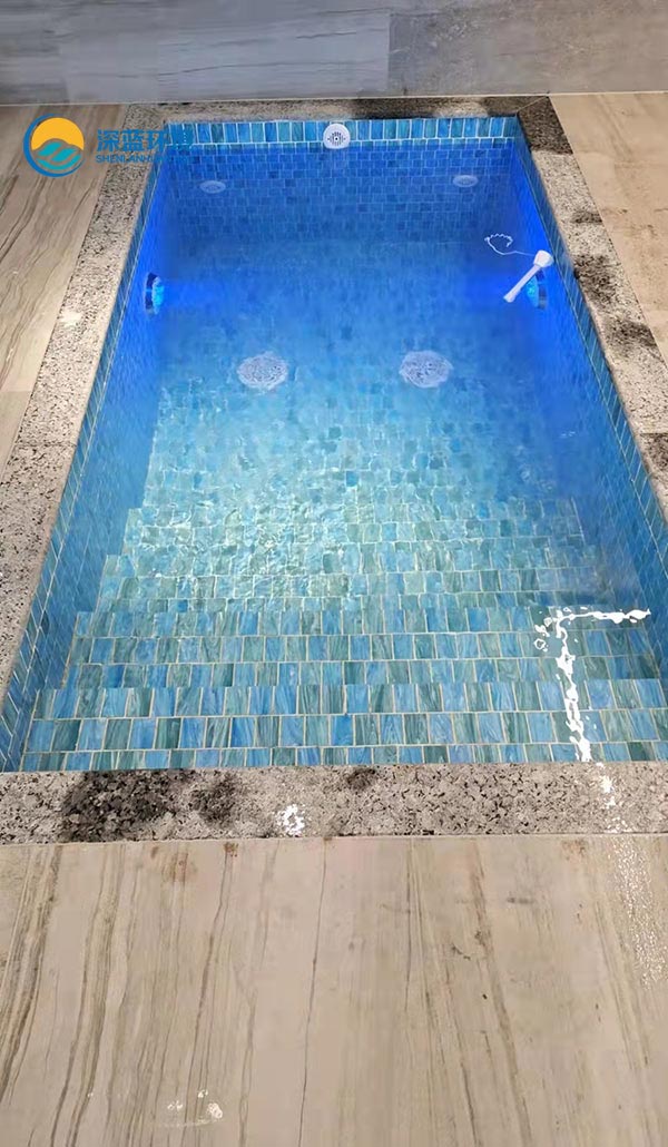 泳池設(shè)備 泳池設(shè)備