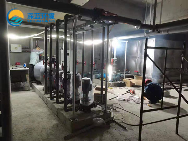 泳池設(shè)備 泳池設(shè)備