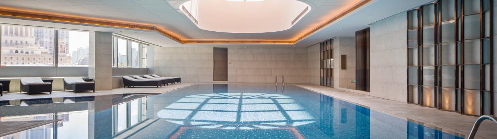 游泳、健身館