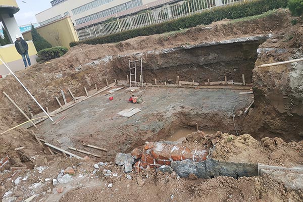 游泳池設(shè)備-魯花集團辦公樓泳池 游泳池設(shè)備-魯花集團辦公樓泳池