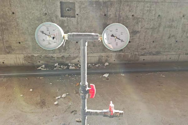 游泳池設(shè)備-魯花集團辦公樓泳池 游泳池設(shè)備-魯花集團辦公樓泳池