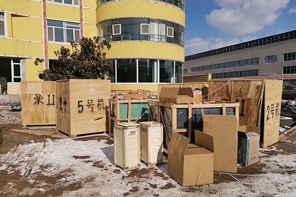 游泳池設(shè)備-魯花集團辦公樓泳池 游泳池設(shè)備-魯花集團辦公樓泳池