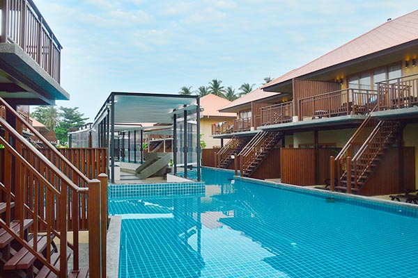 游泳池設(shè)備 游泳池設(shè)備