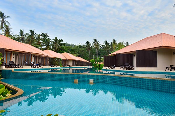 泳池設(shè)備 泳池設(shè)備