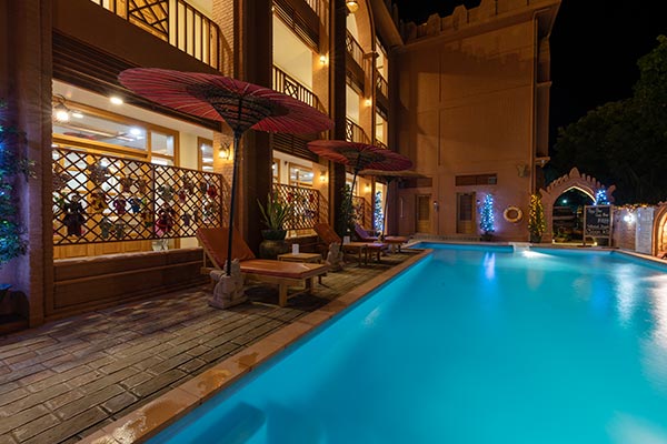 泳池設備 泳池設備